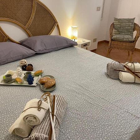 Casa Vacanze Baglio Barcellona Mondello Palermo Luaran gambar