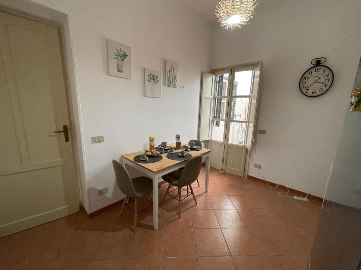 Casa Vacanze Baglio Barcellona Mondello Palermo Luaran gambar
