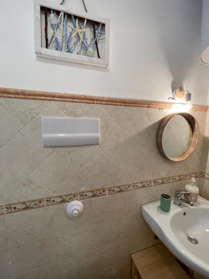 Casa Vacanze Baglio Barcellona Mondello Palermo Luaran gambar