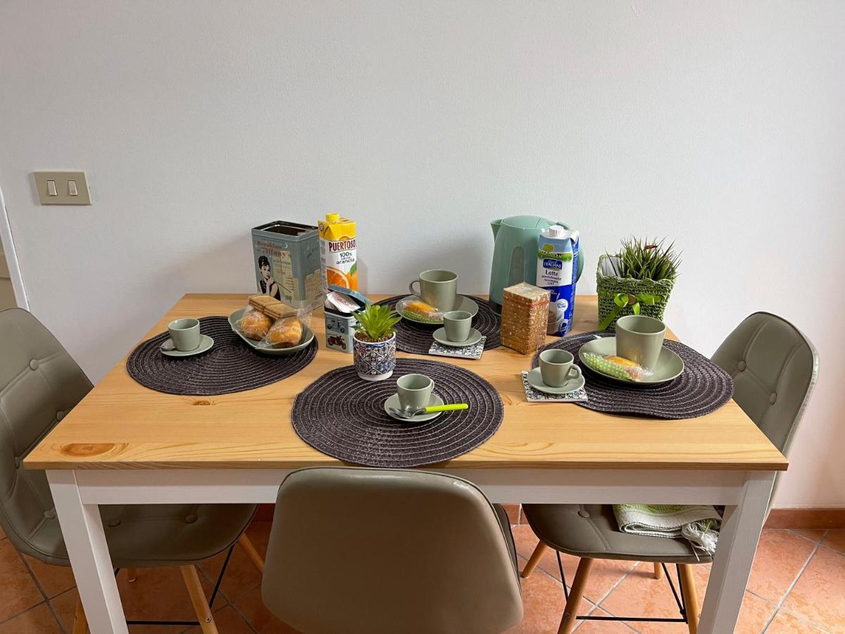 Casa Vacanze Baglio Barcellona Mondello Palermo Luaran gambar